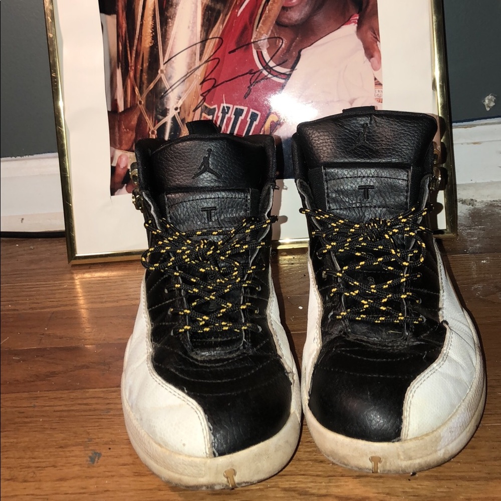 Jordan 12 Beaters